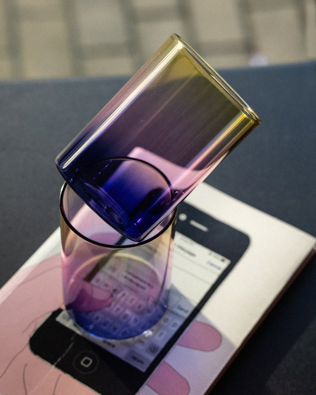 DREITON TRINKGLAS – GELB/PINK/BLAU